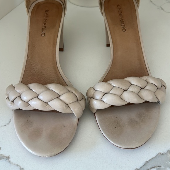 Bernardo Bethany Ankle Strap Braided Leather Block Heels Womens Size 9 - Picture 3 of 16